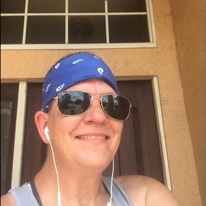 Meet your Posher, Melissa